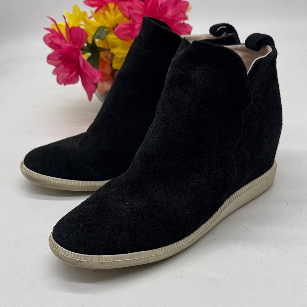 kate spade Wilkes Black Suede Wedge Sneaker Booties Size 11 BAB9528J